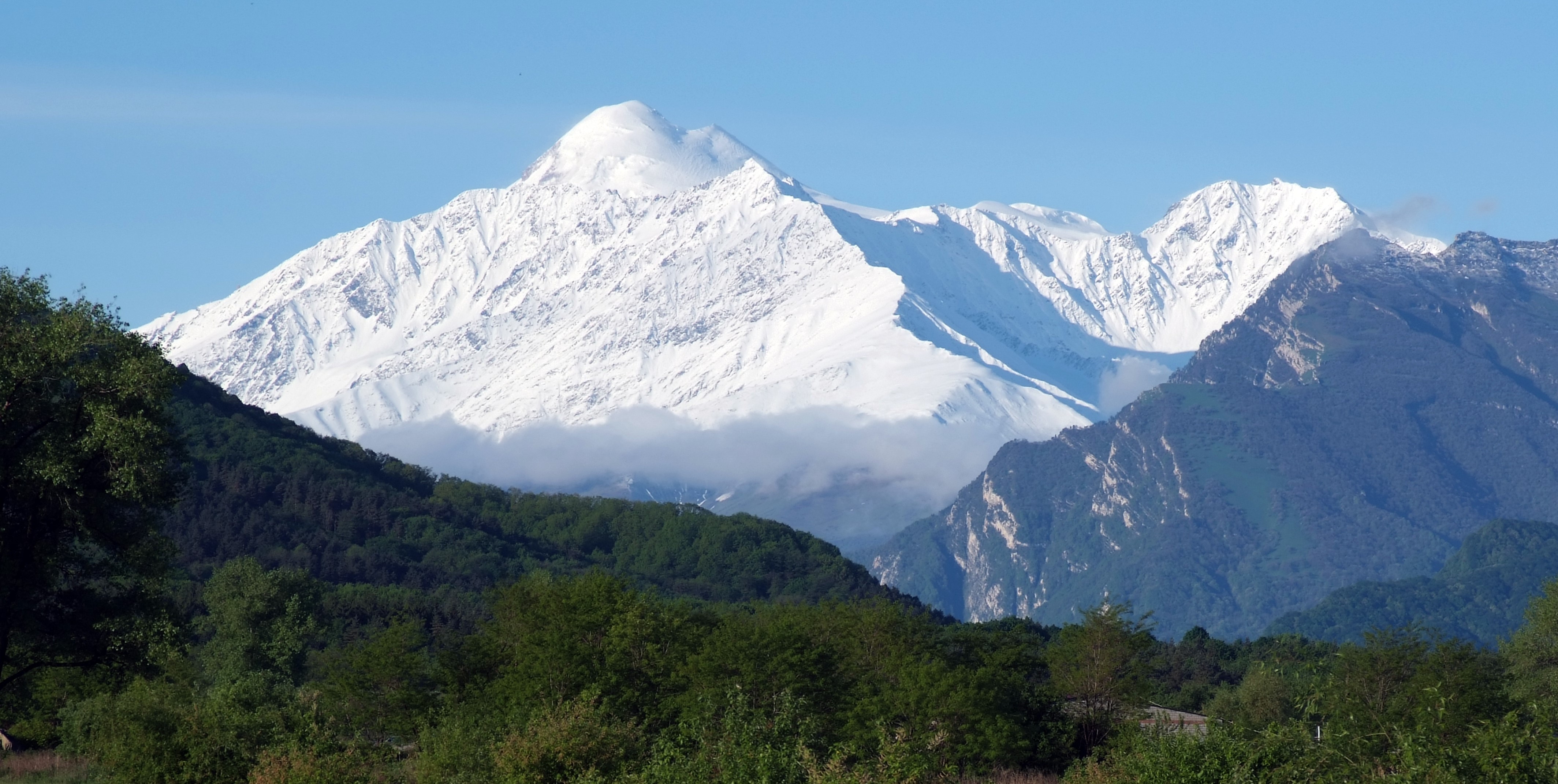 Гора Казбек. Высшая точка Северной Осетии (Алании)